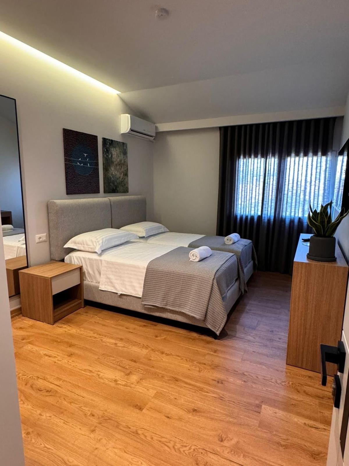 Izi Boutique Lejlighed Tirana Eksteriør billede